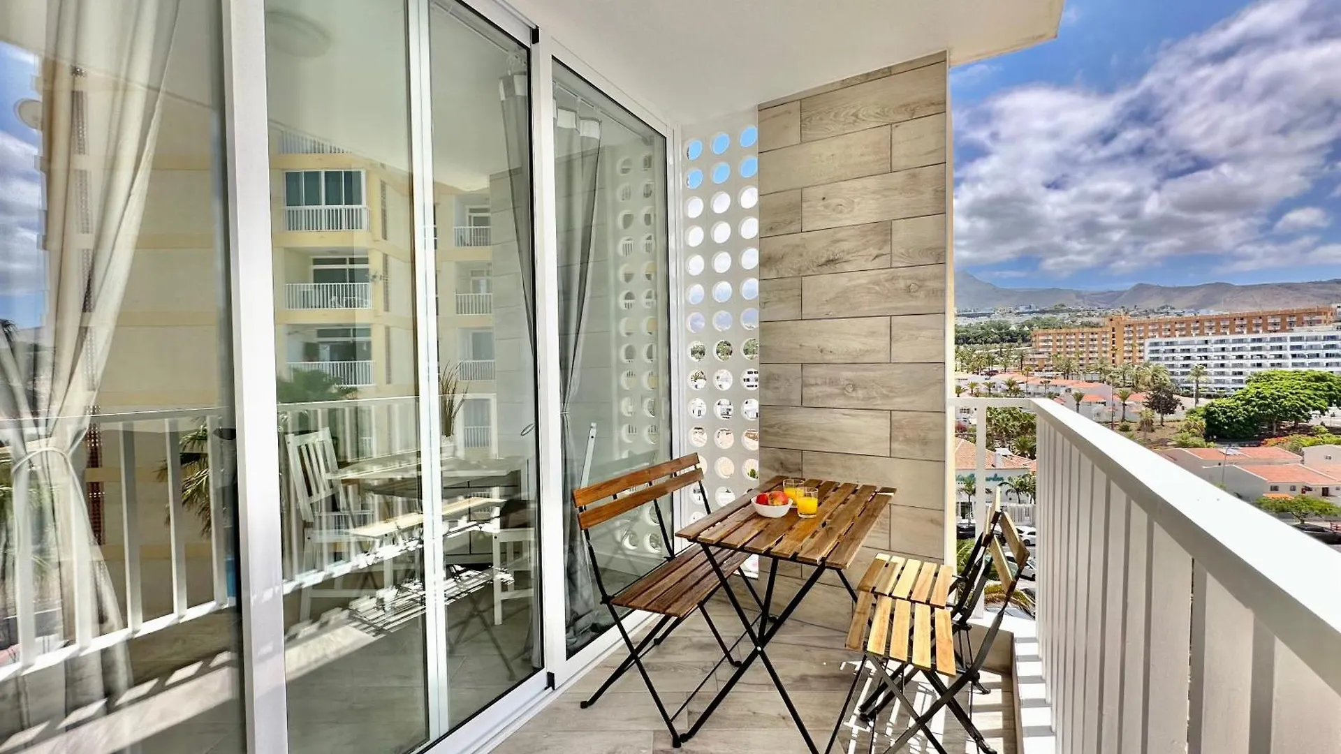 Torres De Yomely - Y4G Apartment Arona   Arona (Tenerife)